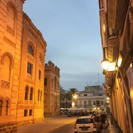 Vista Plaza Falla Апартаменты *